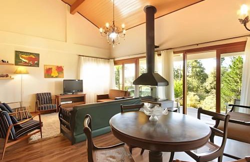 Vale das Colinas House | Rosa Casa Familiar da Colina