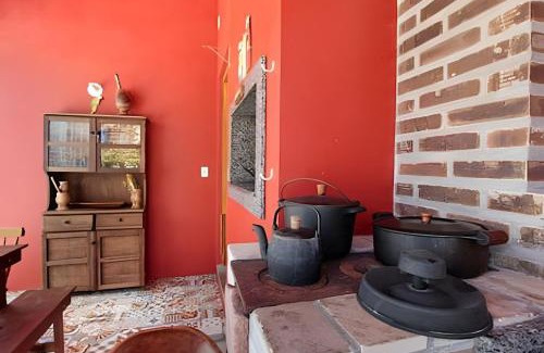 Vale das Colinas House | Rosa Casa Familiar da Colina