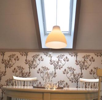 Stollet Apartment | Rosa Huset Osebol