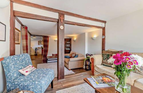 Saxmundham House | Rose Cottage - Saxmundham