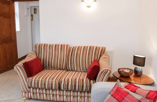 Llanymynech Cottage | ROSE VILLA, pet friendly in Llanymynech