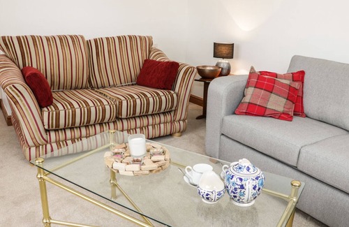 Llanymynech Cottage | ROSE VILLA, pet friendly in Llanymynech