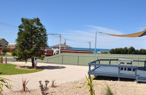 Port Elliot Cottage | Rosetta Beach Cottage - Pt Elliot - pet friendly, sea views