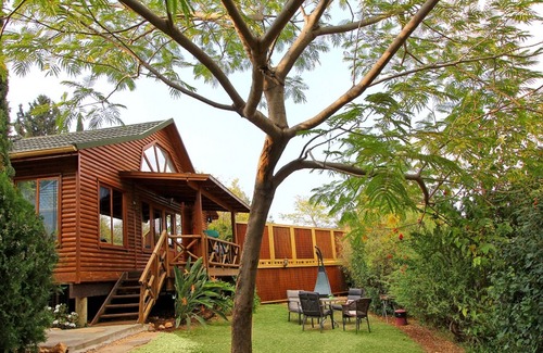 Rosh Pinna Cabin | Rosh Pinat Noy