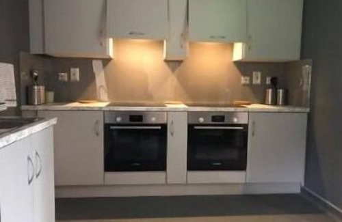 Newry Cabin | Rostrevor Mountain Lodge "Cosy & Friendly"