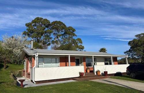 Owhata House | Rotorua Lakes Cottage