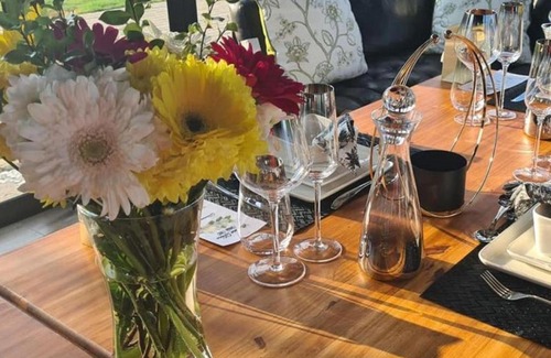 Mbombela Cabin | Rovy Villas Luxurious Chalet