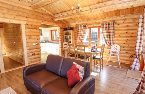 Greetham Cottage | Rowan Lodge