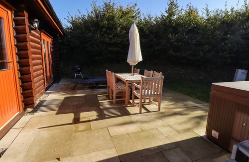 Greetham Cottage | Rowan Lodge