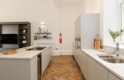 Newland Near Ulverston Cottage | Rowley House at Stone Cross Mansion