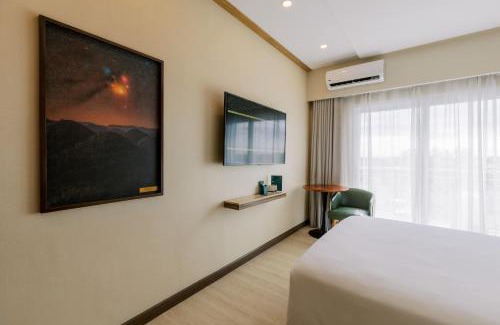 Bacolod Hotel | Roy's Hotel and Convention Center