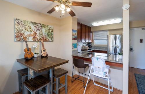 McCully - Moiliili Apartment | Royal Aloha Waikiki Beach