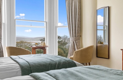 Exmouth Hotel | Royal Beacon Hotel