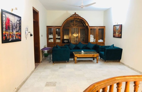 F-7 Sector House | Royal Executive Guest House