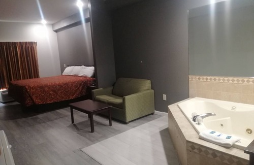 Jonesboro Hotel | Royal Inn & Suite