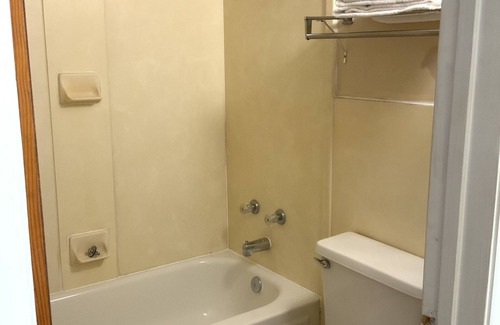 Alachua Hotel | Royal Inn