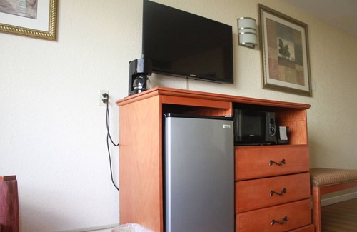 Mount Vernon Hotel | Royal Inn