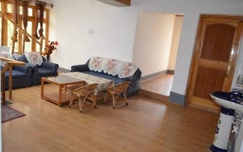 Leh Hotel | Royal nangso guest house