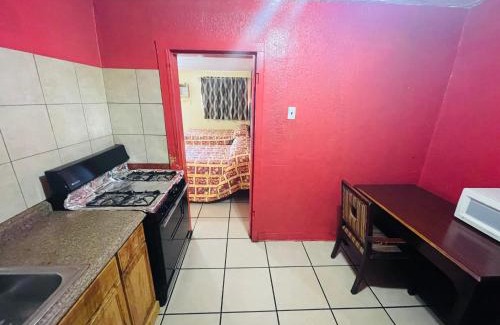 Viavant - Venetian Isles Hotel | Royal Palms Motel & RV Park