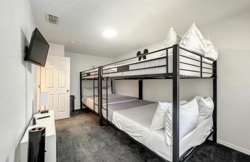 Regal Palms Apartment | RP212LMS - Modern Home No Resort Fee Sleeps 10