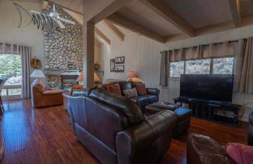 June Lake House | RR-Villa Lago STR AP 18-003