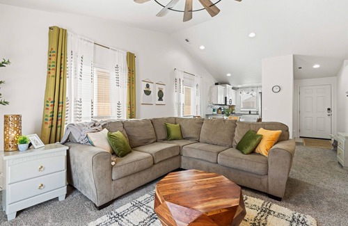 Caldwell House | Ruby Tuesday's 60's Vibes, Backyard Hammocks