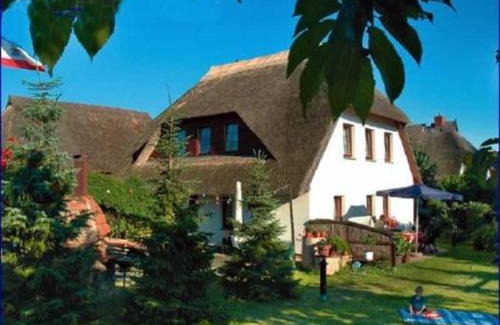 Gross Zicker Apartment | Ruegen Fewo 233