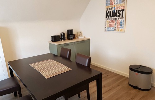 Wuelfrath Apartment | Ruhige Dachgeschosswohnung