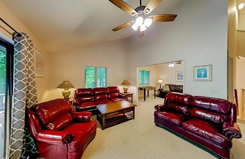 Lake Lure Apartment | Rumbling Bald Resort Unit 2004