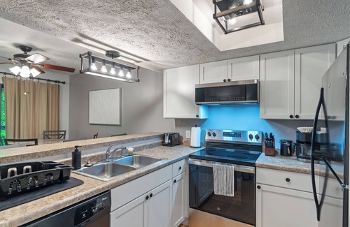 Avoca Condo | Run Free Lake Escape-Cozy, Homey, Newly Renovated!