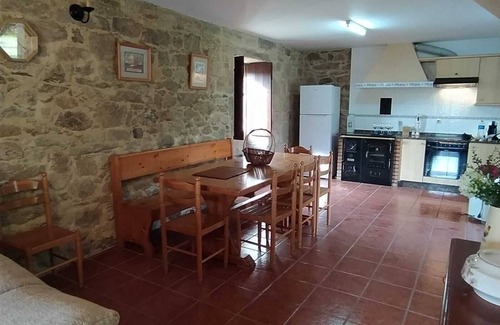 Rianxo Cottage | Rural house (pet-friendly) where you will only listen to nature.