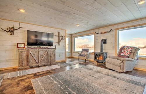 White Sulphur Springs House | Rural White Sulphur Springs Getaway with Deck!