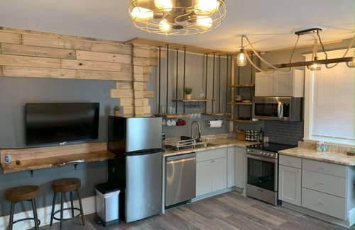 Harrisburg - Hershey Apartment | Rustic 2BR Loft with River Views