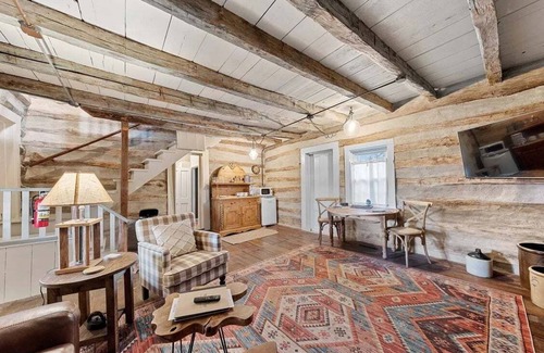 Augusta Cabin | Rustic Augusta Cabin by StayLage