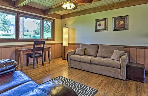 Colonial Pine Hills House | Rustic Black Hills Retreat w/ Expansive Views