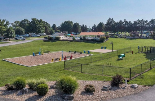 Bloomington Cabin | Rustic Cabin in Bloomington with Views