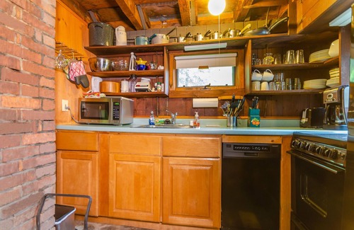 Stratton Mountain Cabin | Rustic Cabin on Private Pond in Stratton Vermont Close to Stratton Ski Area