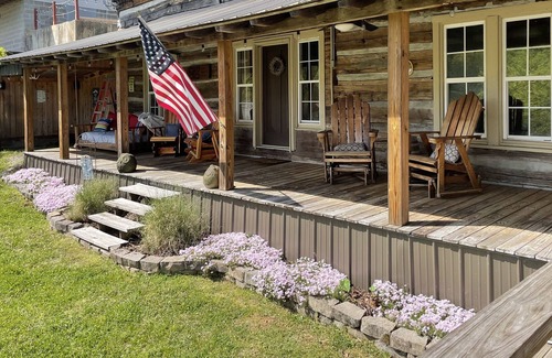 Lynchburg Cabin | Rustic Cabin on Tims Ford Lake with Boat Slip
