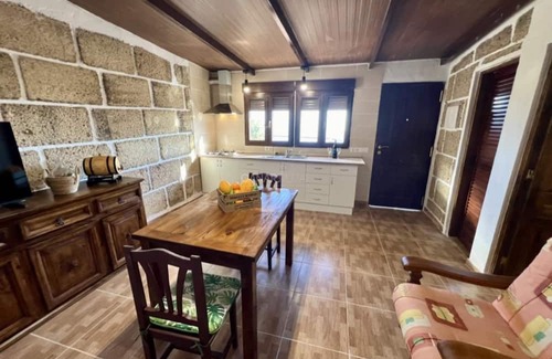 Valle de San Lorenzo Apartment | Rustic Charm with Incredible Views.