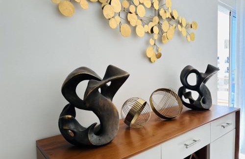 Cerro Alto Apartment | Rustic Elegance St