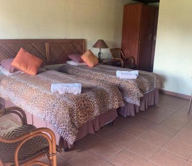 Emalahleni Cabin | Rustic Fields Lodge & Venue