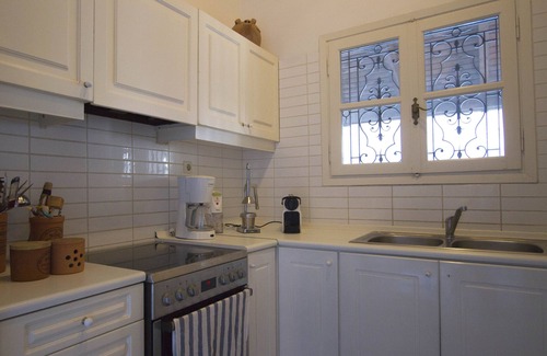 Skiathos Town Villa | Rustic hilltop Villa with magnificent views and a unique sunrise