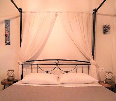 Embonas Apartment | Rustic House