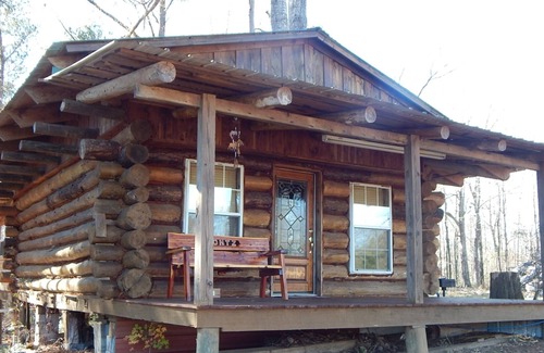 Greensboro Cabin | Rustic Log Cabin with fishing.