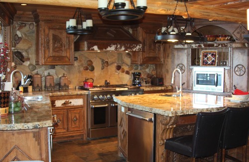 Big Bear Lake House | Rustic Luxury Lakefront Lodge on Eagle Point