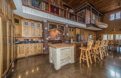 Papineau House | Rustic One of a Kind Private Residence, Sleeps 33