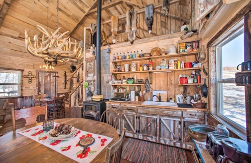 Putnam County Cabin | Rustic Powersville Cabin: Secluded Countryside!