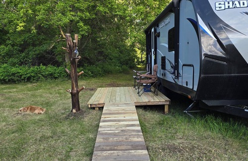 Hawley House | Rustic Retreat in Rollag, Minnesota
