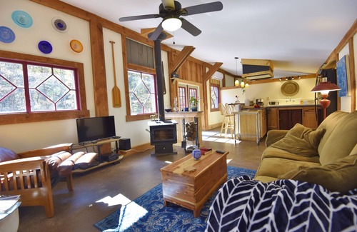 Candler Cabin | Rustic Retreat with Soothing Sauna and Plunge Pond