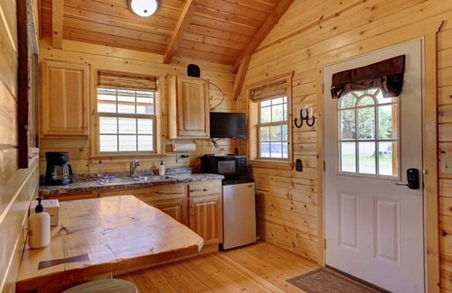 Dayton Cabin | Rustic Ridge Cabins, Charming Retreat (3 Options!)